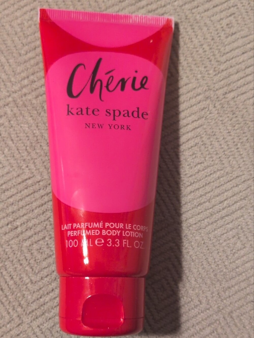 Kate Spade Chérie Perfumed Body Lotion - Picture 5 of 6
